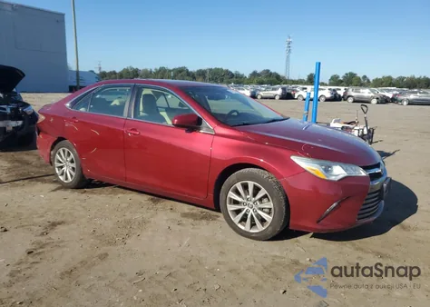 2016 Toyota Camry Xse z USA, uszkodzony, nr VIN 4T1BK1FK7GU569699
